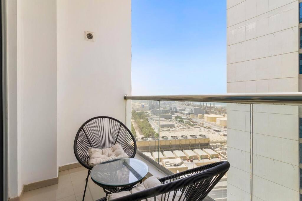 Stonetree - Modern 1 Bedroom Near Marina Apartment *