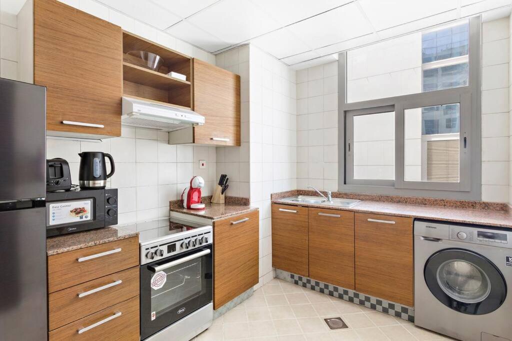 Apartment Stonetree - Modern 1 Bedroom Near Marina *