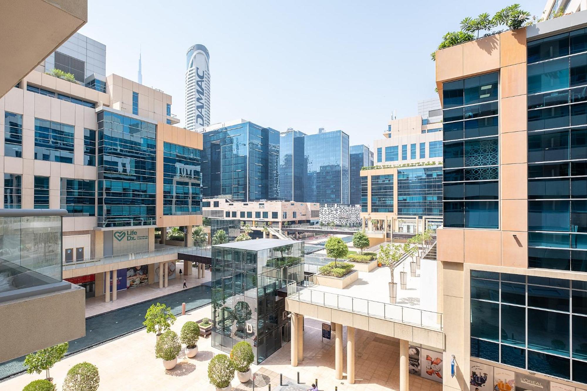 Escape 24 Homes - Bay Square - Business Bay Apartment