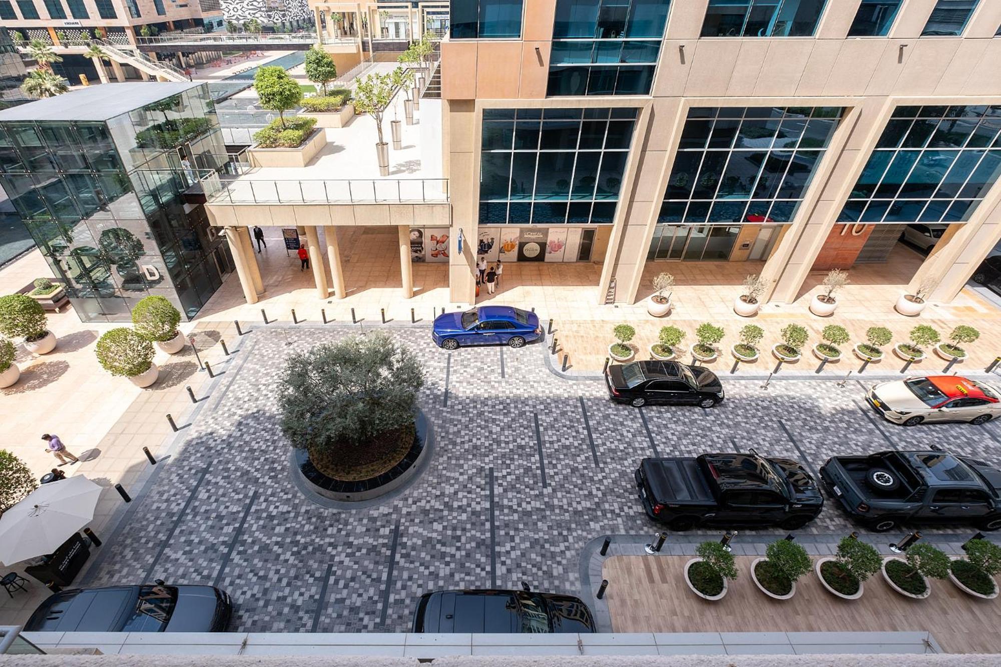 Escape 24 Homes - Bay Square - Business Bay Dubai