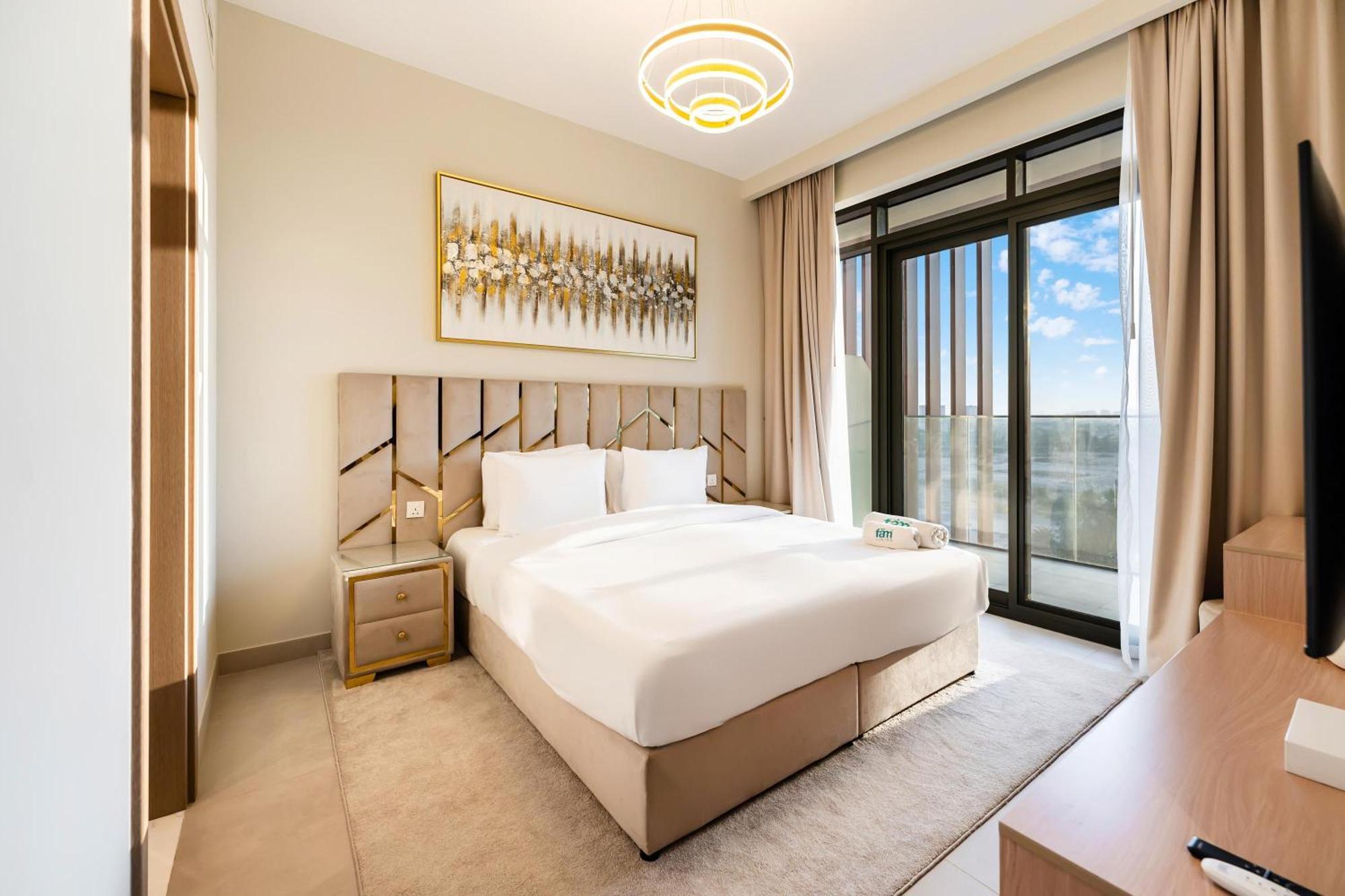 Fam Living - Elegant In Azizi Greenfield * Dubai
