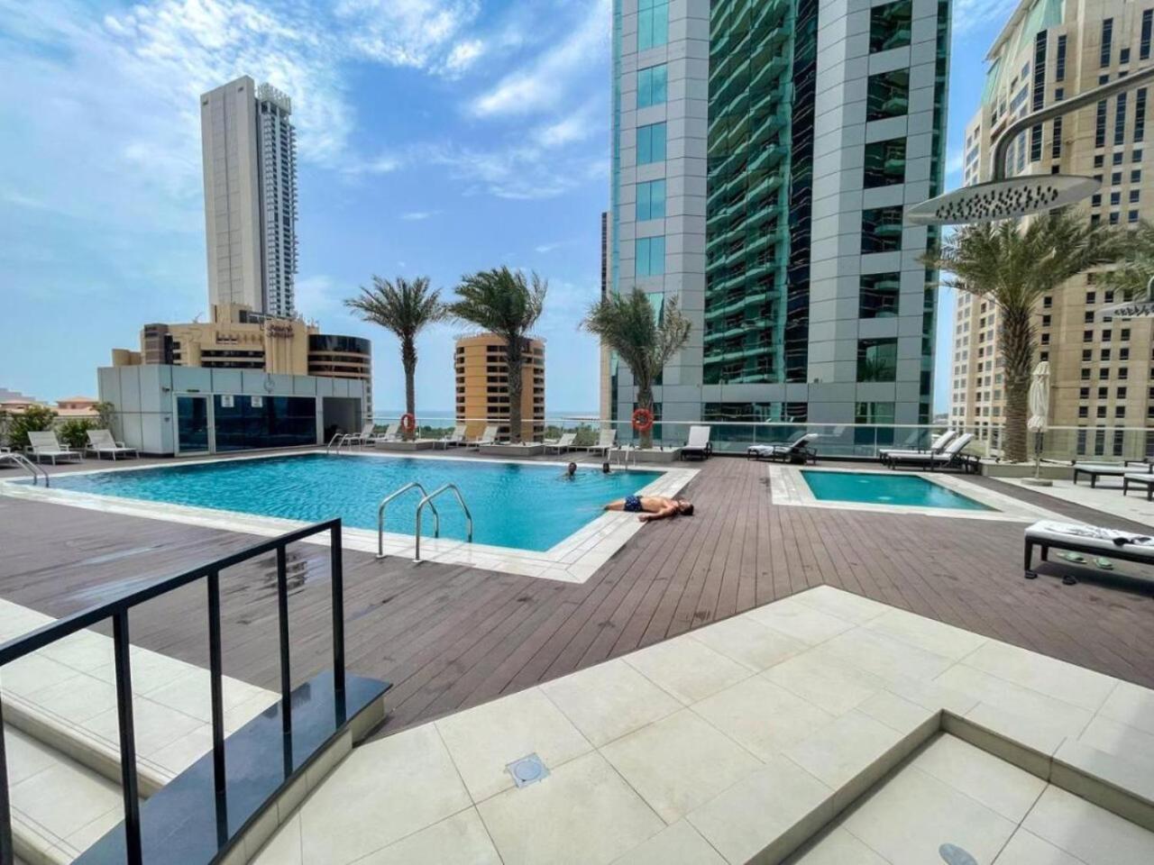 Sunrise Homes - A Modern Near Jbr * Dubai