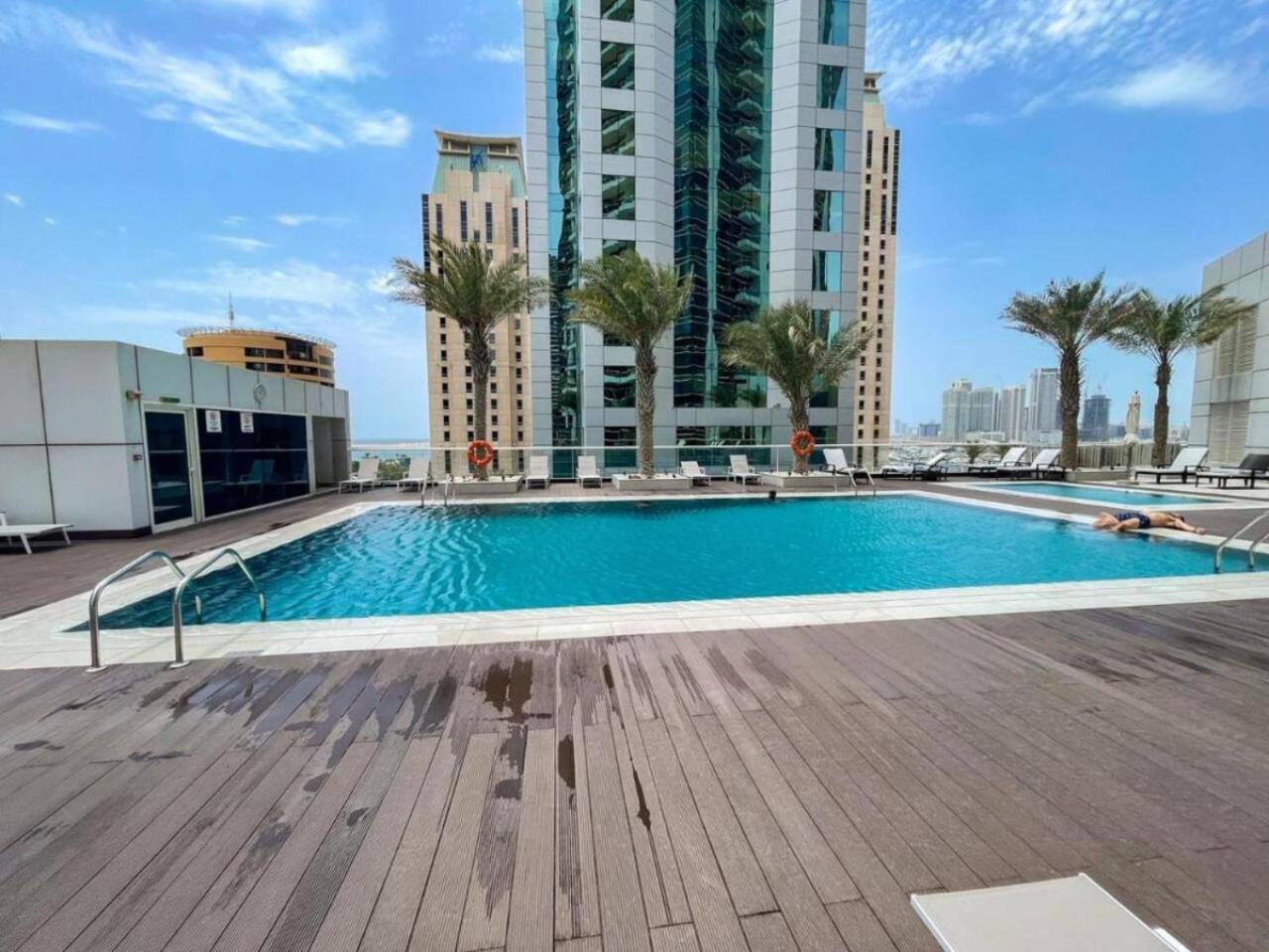 Apartment Sunrise Homes - A Modern Near Jbr Dubai