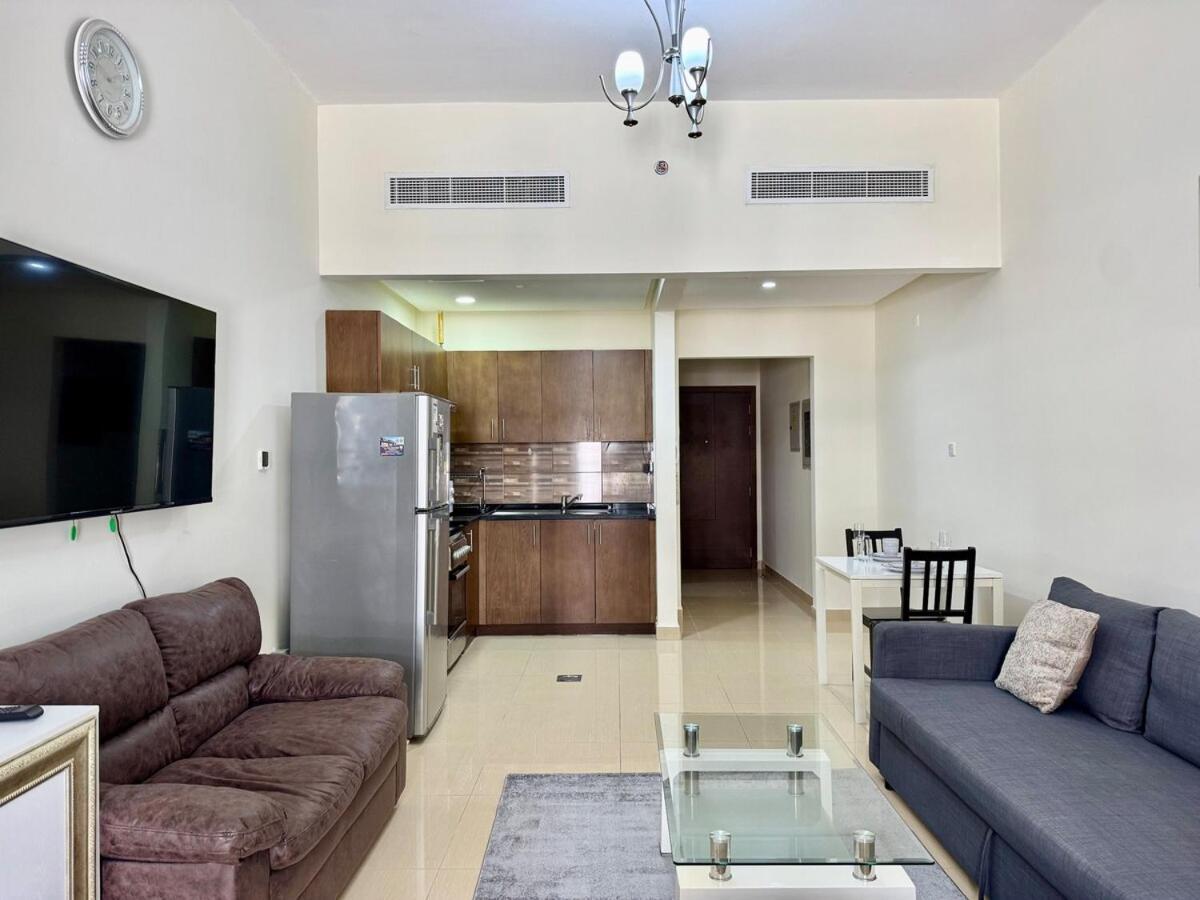 Apartment Homes2retreat - Very Spacious In The Heart Of Jvc