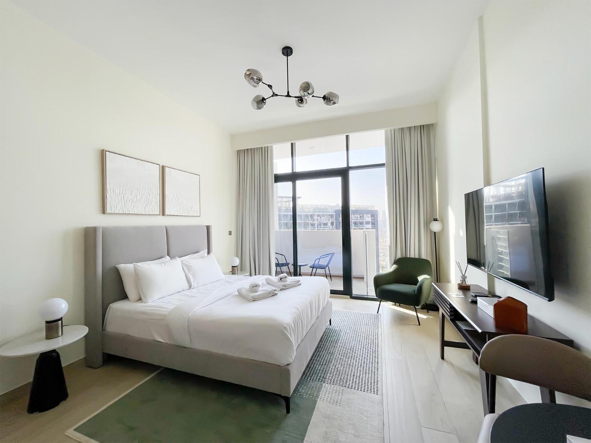 Modern & Bright Space Dubai