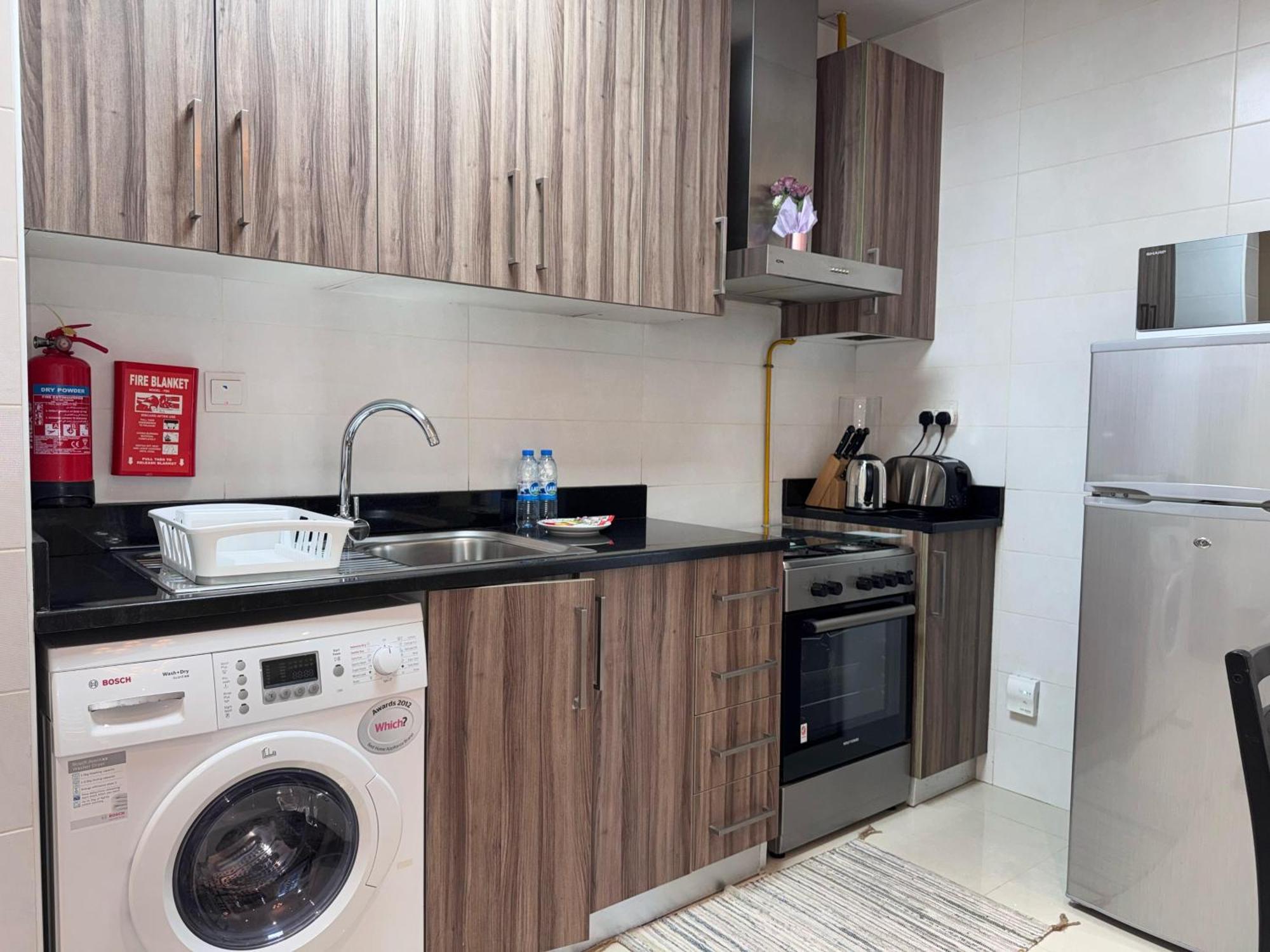 Dunya Tower Downtown Apartment Dubai