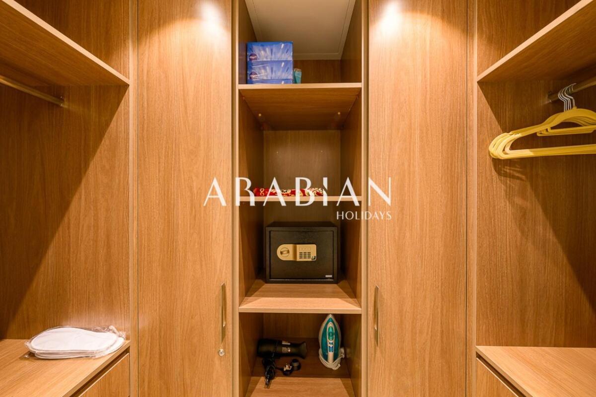 Remarkable 1 Bedroom In Palm Jumeirah Apartment Dubai