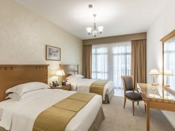 Roda Al Murooj Residences Apartment *