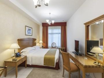 Roda Al Murooj Residences Apartment *