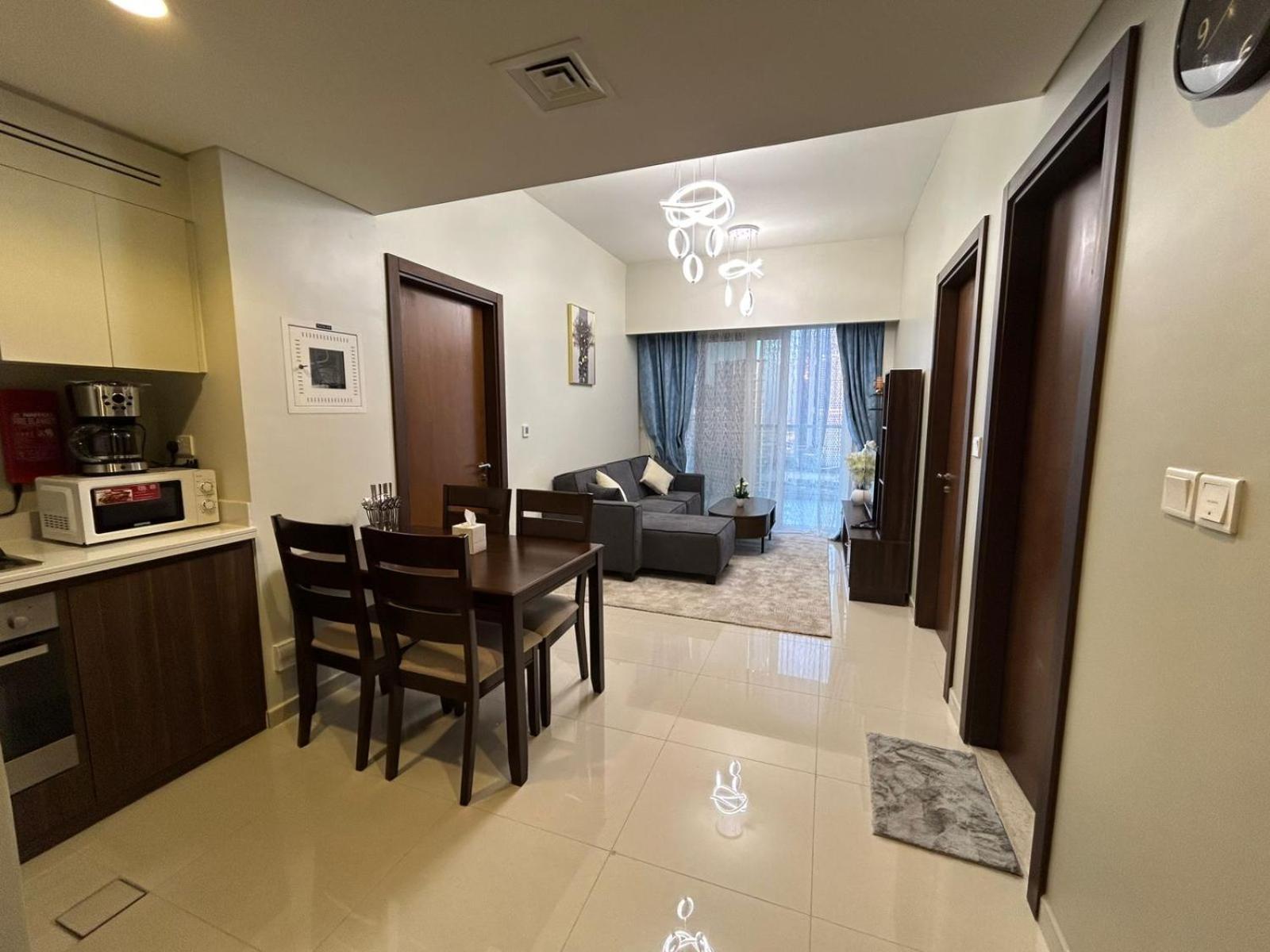 Luxurious 2bhk In Business Bay Dubai