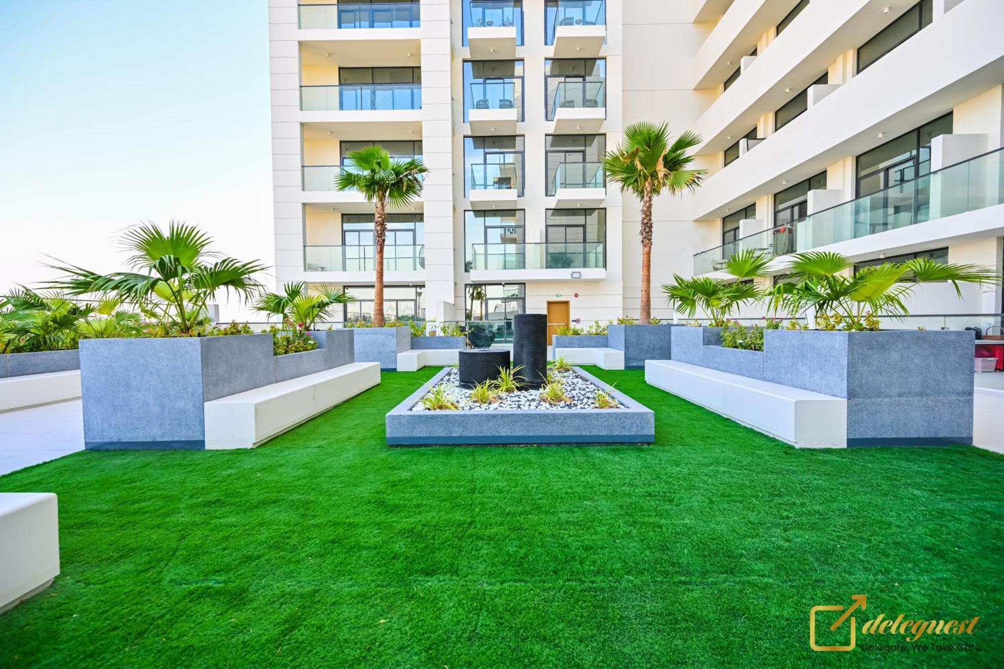 Apartment In Al Furjan 5min To Bus Stop By Deleguest