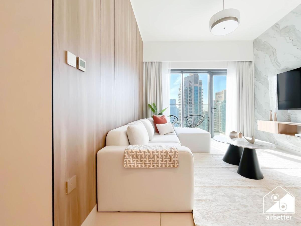 Burj Royale Elegance Cityscape From Your Balcony