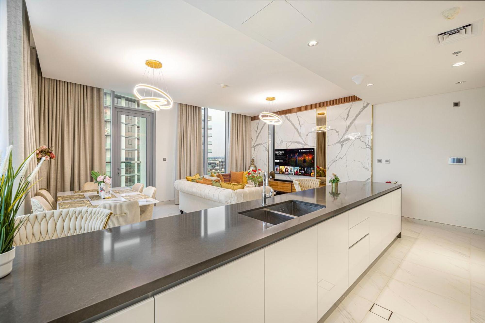 Apartment Luxury 2 Bedroom Plus Kids Room Burj Khalifa View Dubai