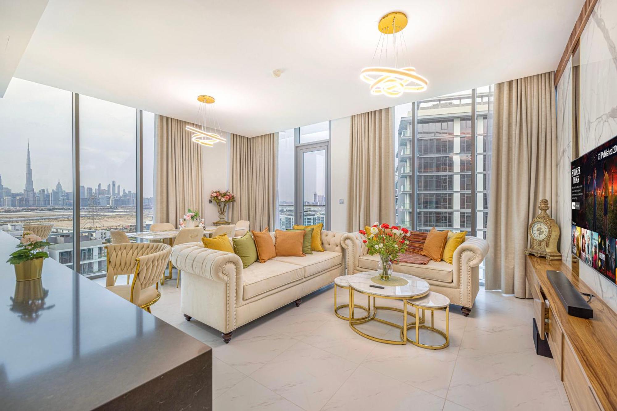 Luxury 2 Bedroom Plus Kids Room Burj Khalifa View Apartment *