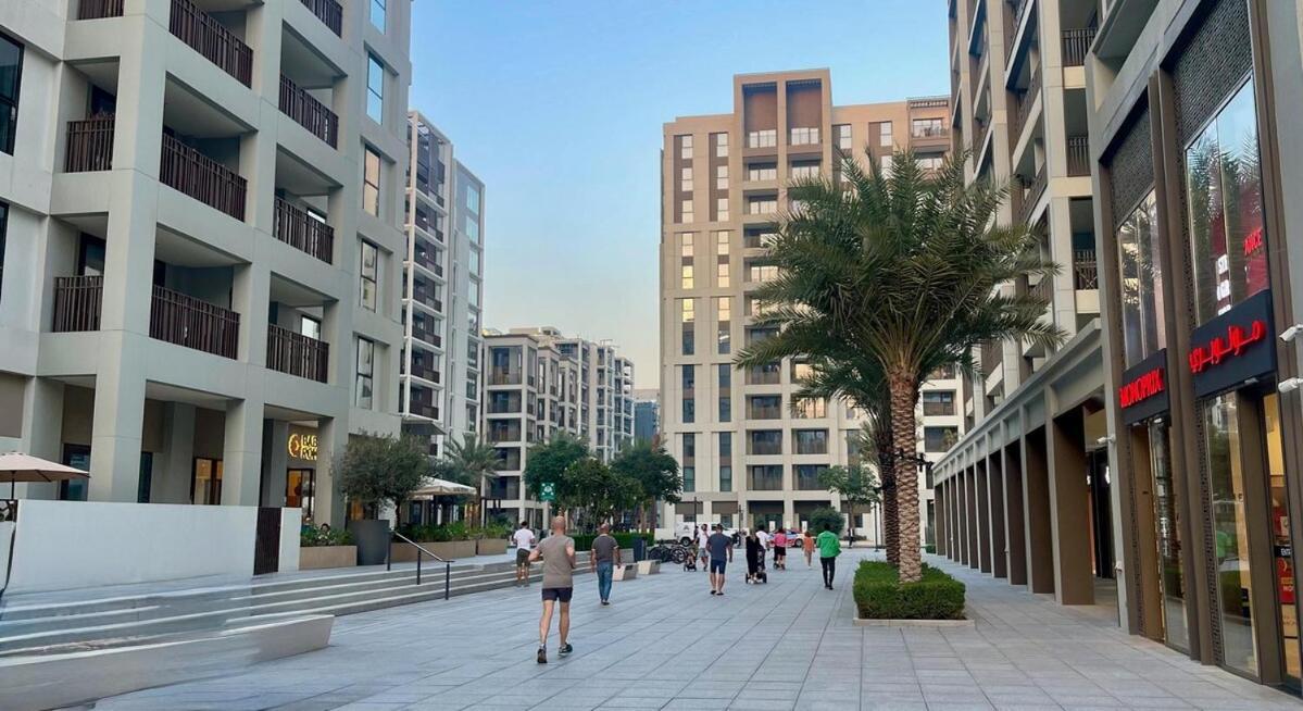 Beachfront Family Entire Unit In Ras Al-khor