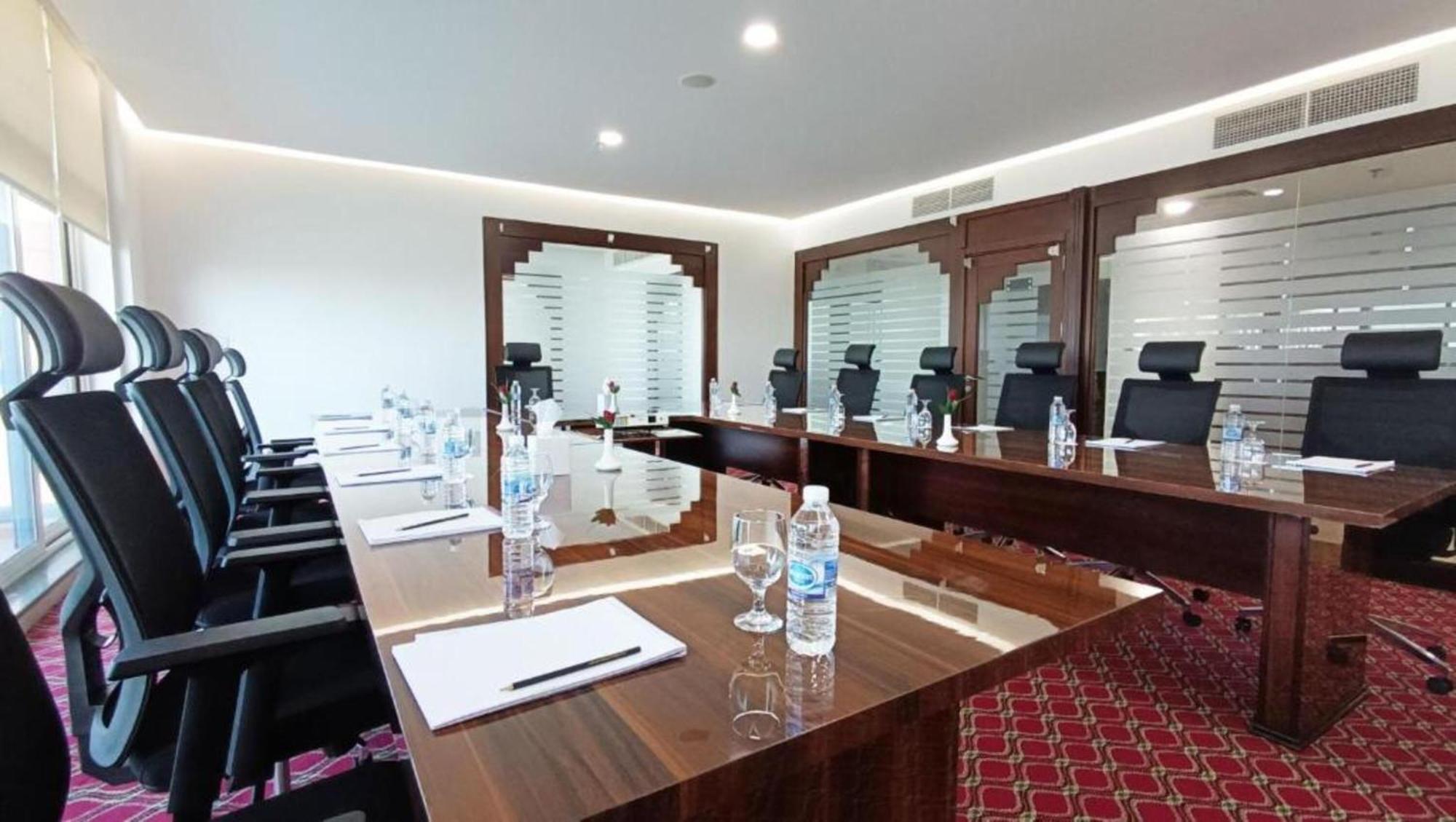 Belvilla Luxury Retreat Financial Centre Metro Station Difc Dubai