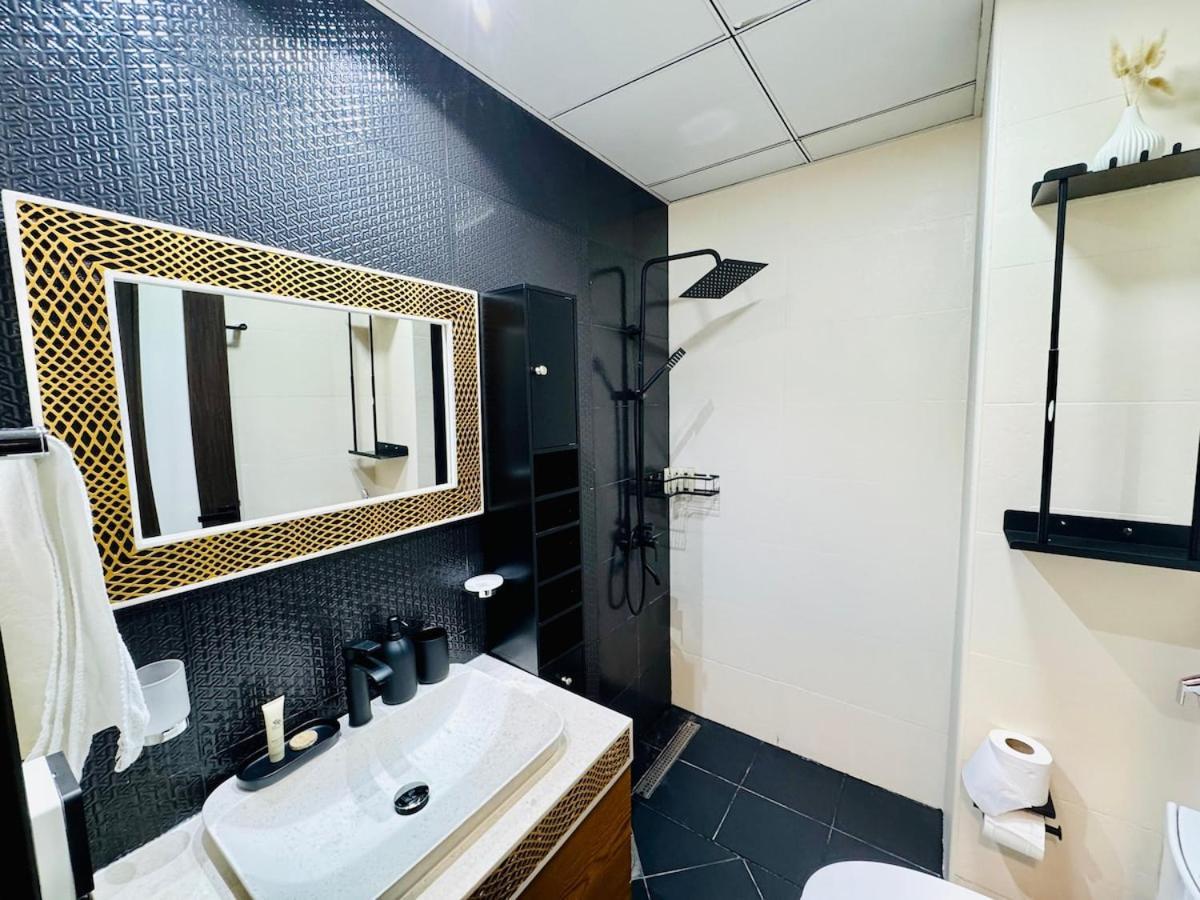 Bd-817 Executive At Bays Tower Business Bay Apartment
