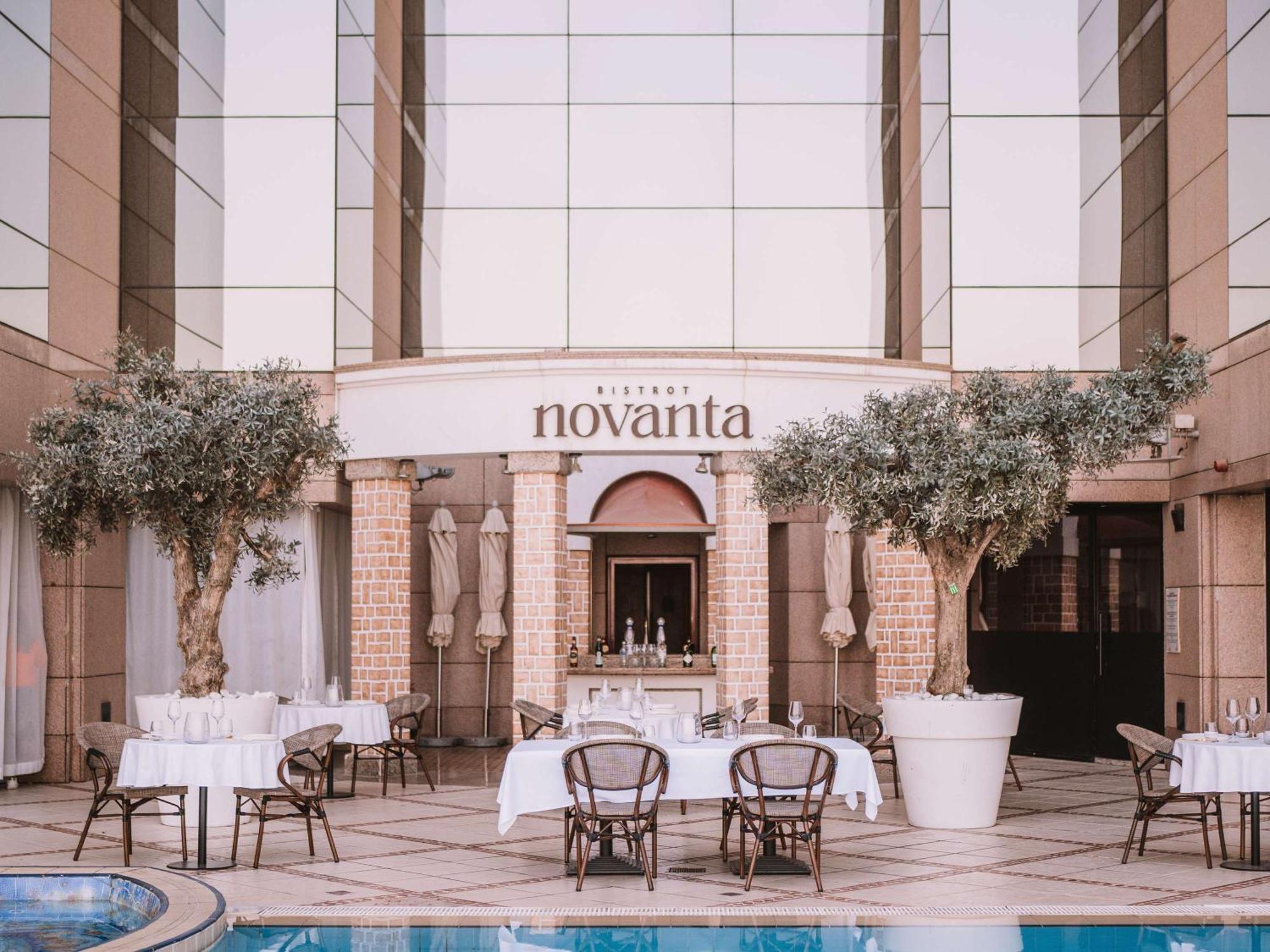 Fairmont Hotel Dubai