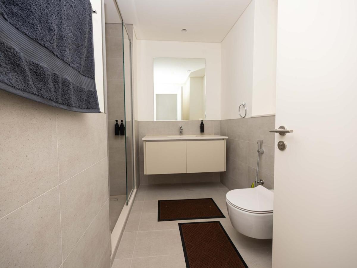 Beachfront Family Entire Unit In Ras Al-khor Apartment Dubai