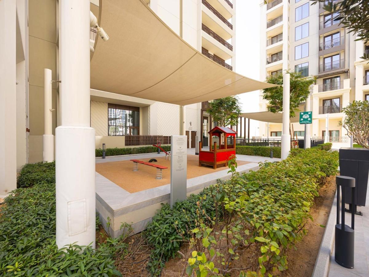 Beachfront Family Entire Unit In Ras Al-khor Apartment *