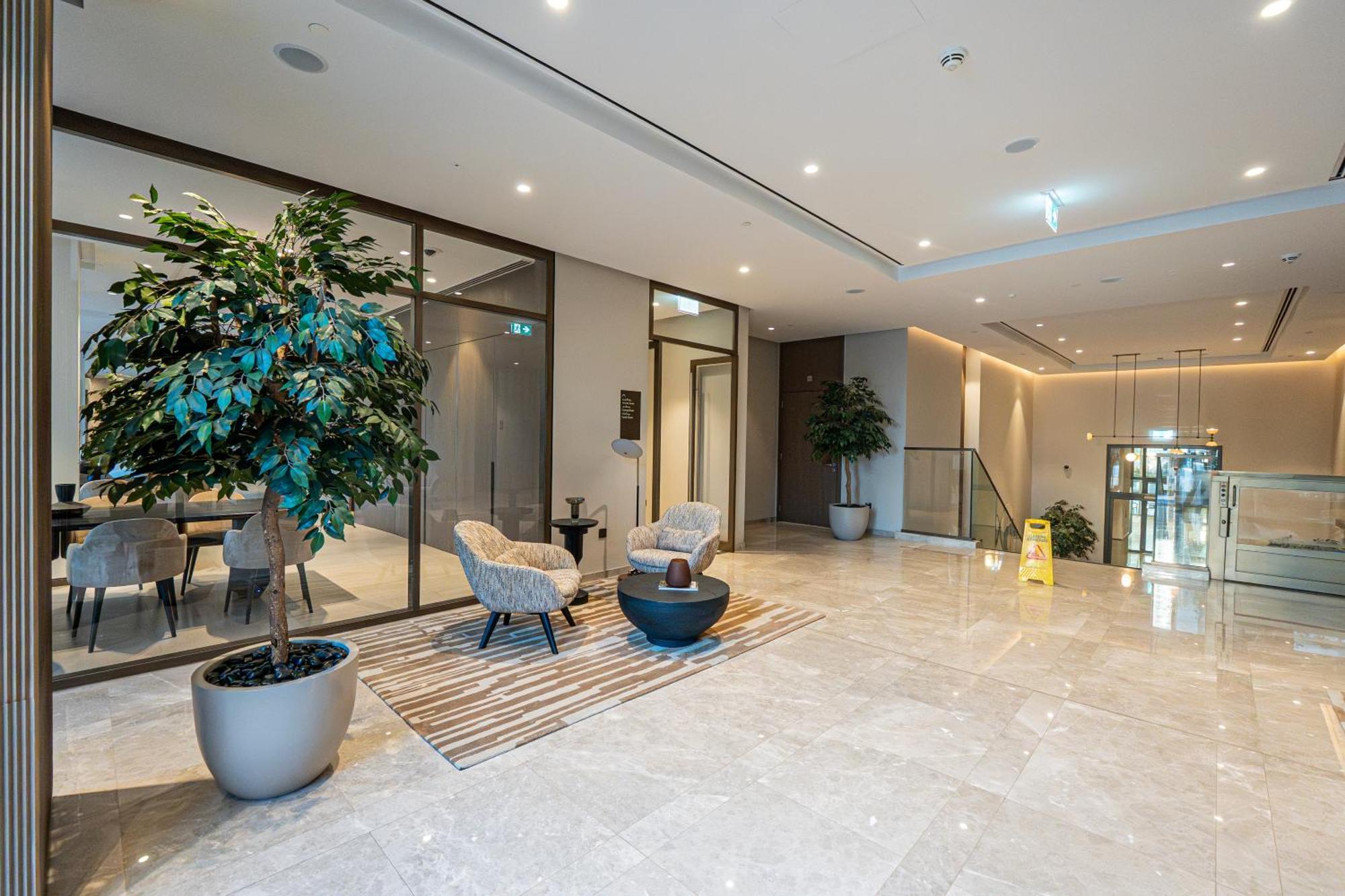 Venetian - Chill In 2br Insane Burj Views & Luxe Massage Chair Apartment *