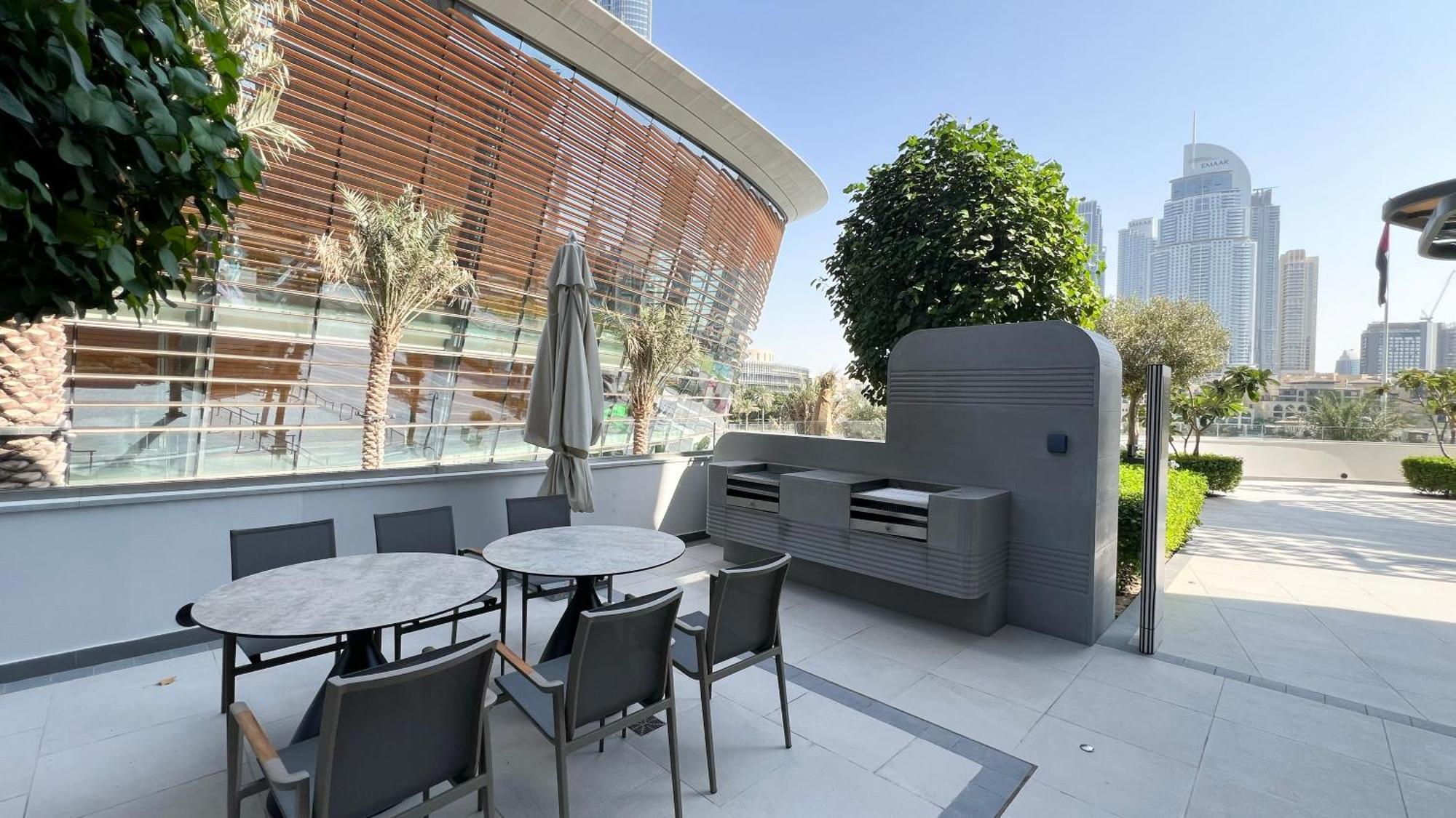 Grande Signature, 1br, Infinity Pool & Gym, 5min Walk To Mall Apartment Dubai