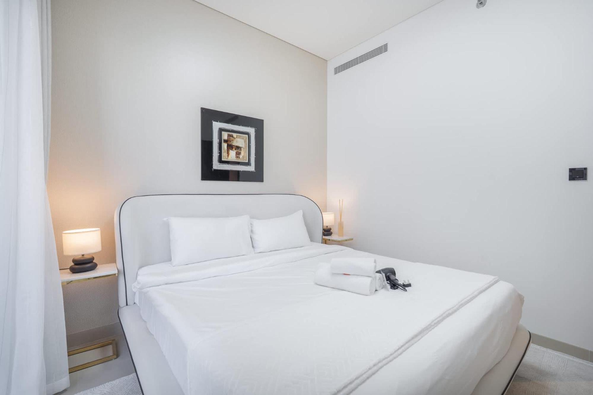 Lavish 1br In Sobha Creek Vistas Reserve Apartment