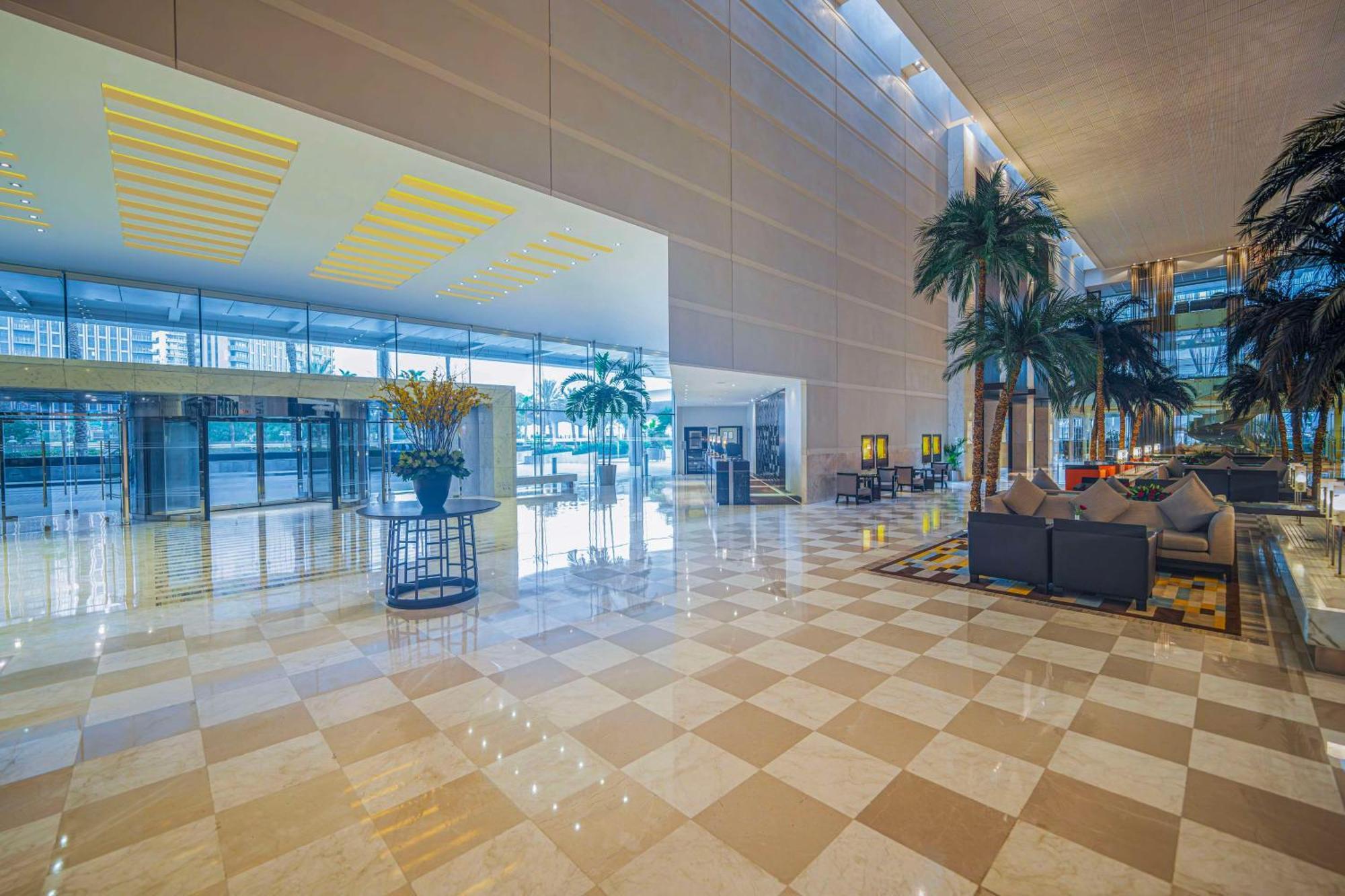 Hyatt Regency - Corniche 5* Dubai