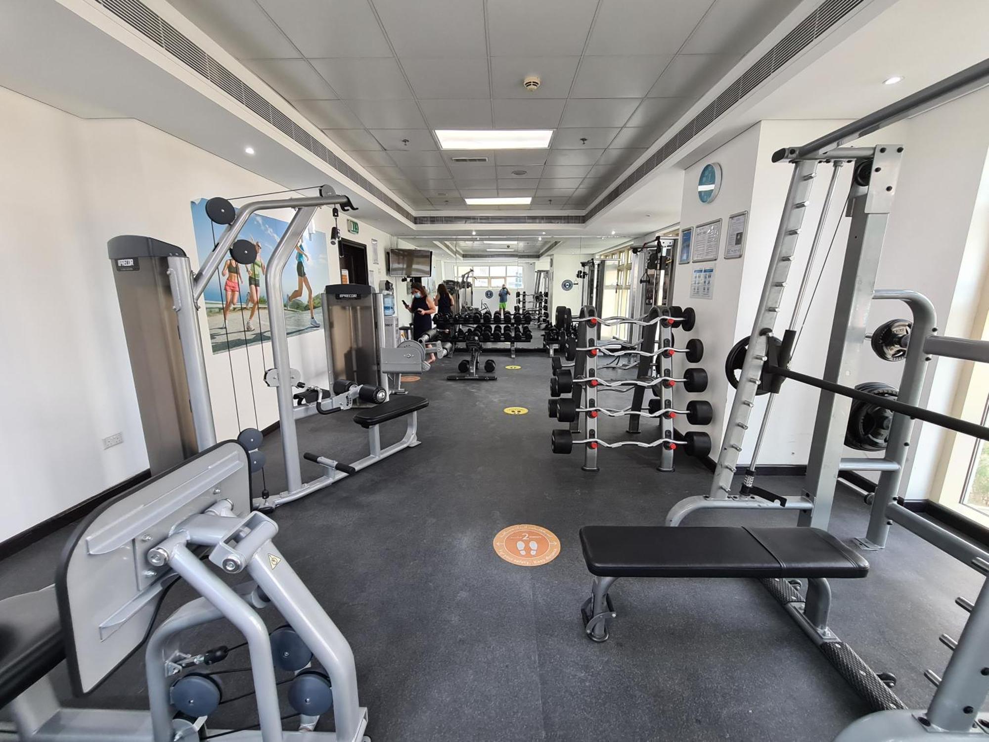 Sunrise Homes - Poolside 1 Bedroom Near Jbr * Dubai