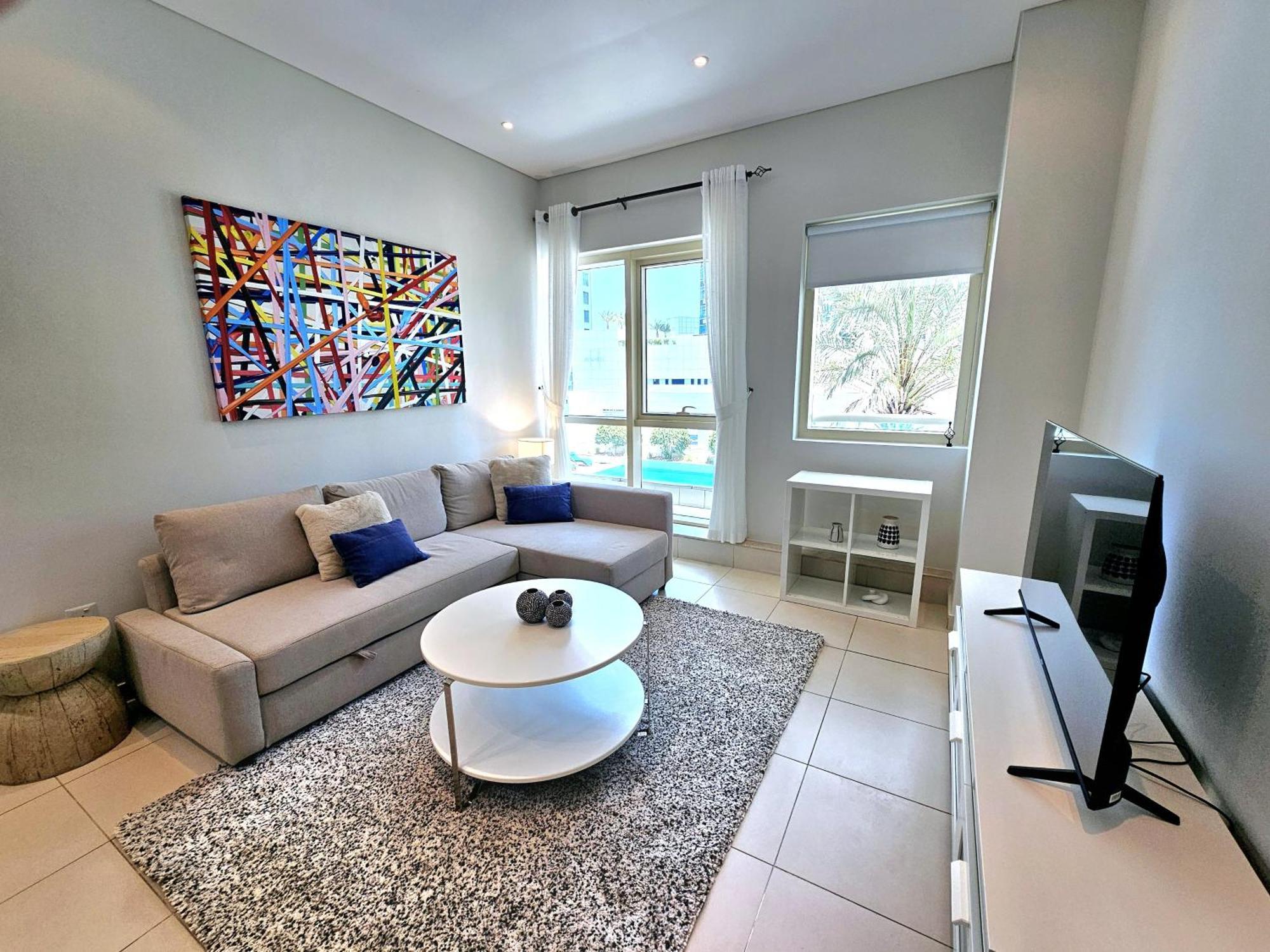 Sunrise Homes - Poolside 1 Bedroom Near Jbr *