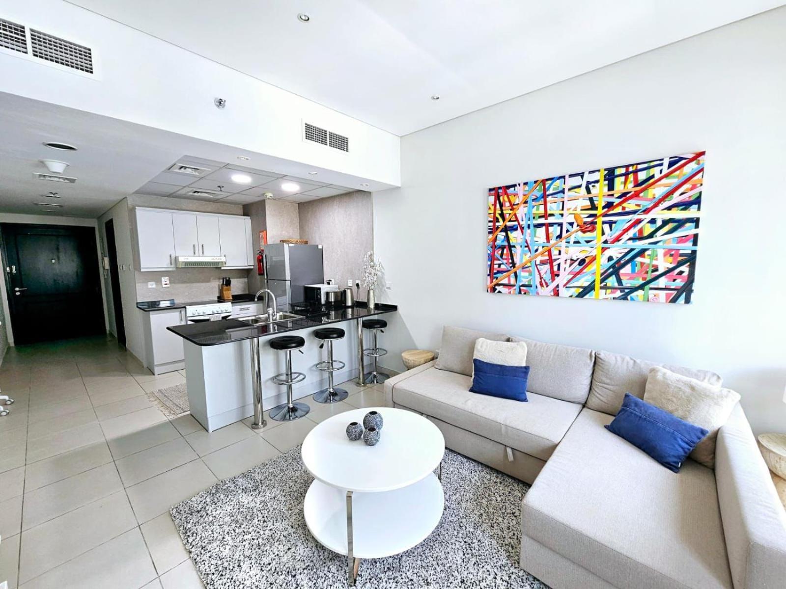 Apartment Sunrise Homes - Poolside 1 Bedroom Near Jbr Dubai