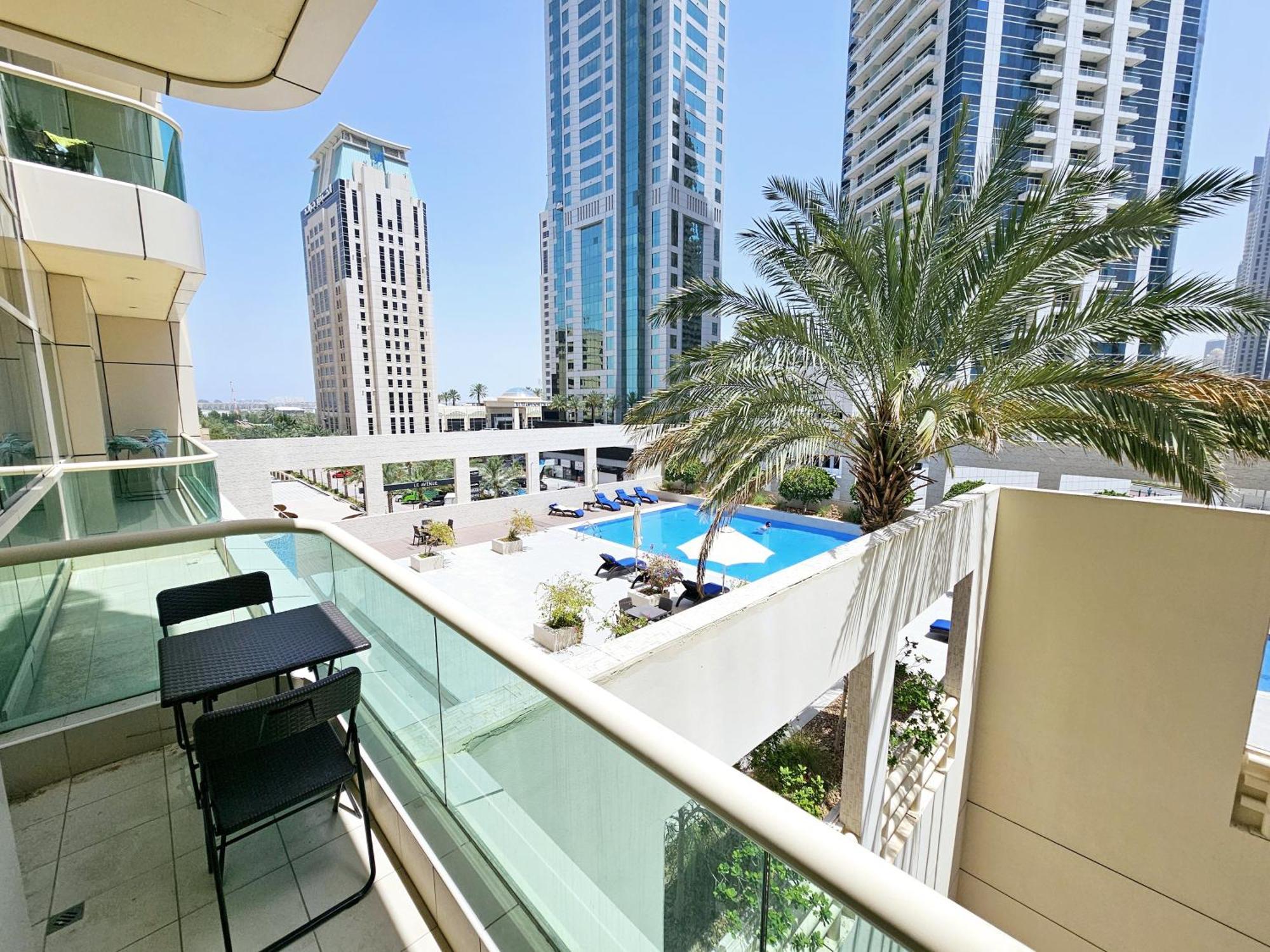 Sunrise Homes - Poolside 1 Bedroom Near Jbr
