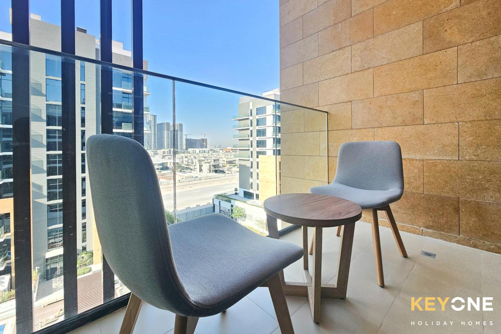 Riviera Radiant 7 Apartment