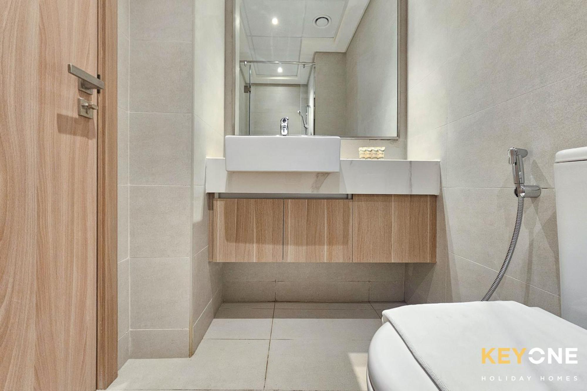 Apartment Riviera Radiant 7 *