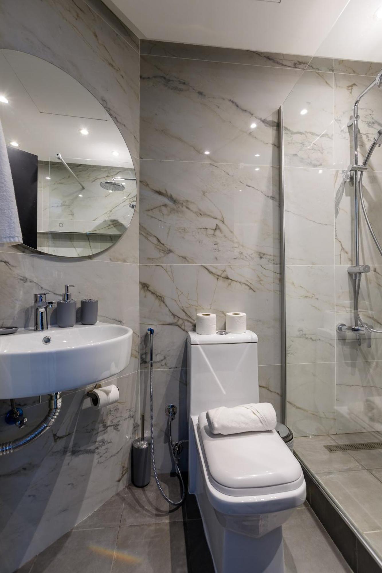 Apartment Design & Raffine