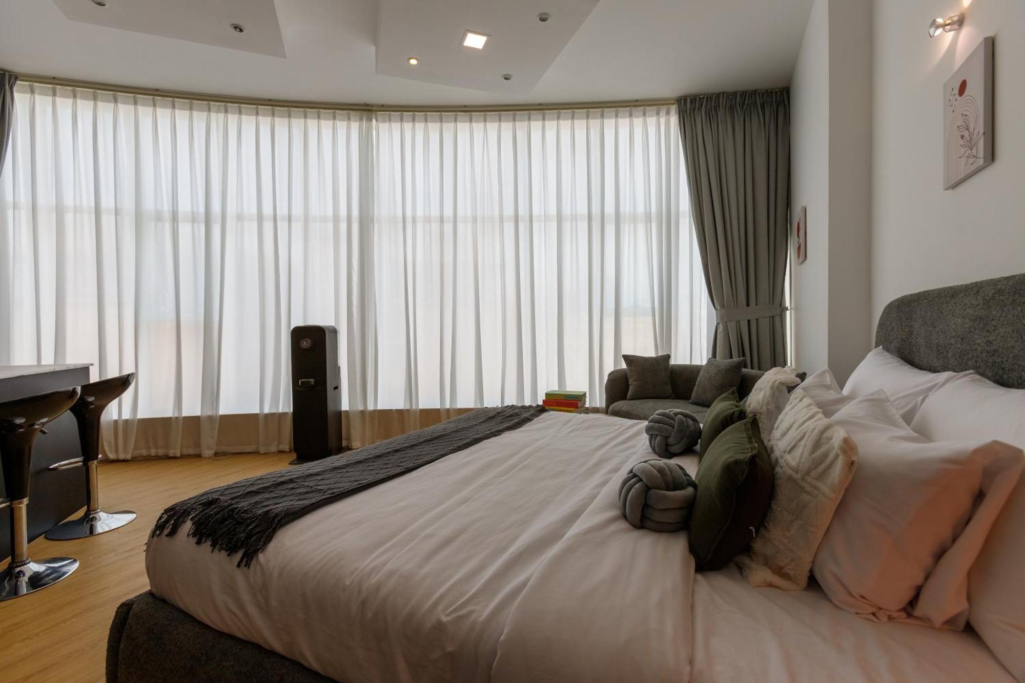 Apartment Design & Raffine Dubai