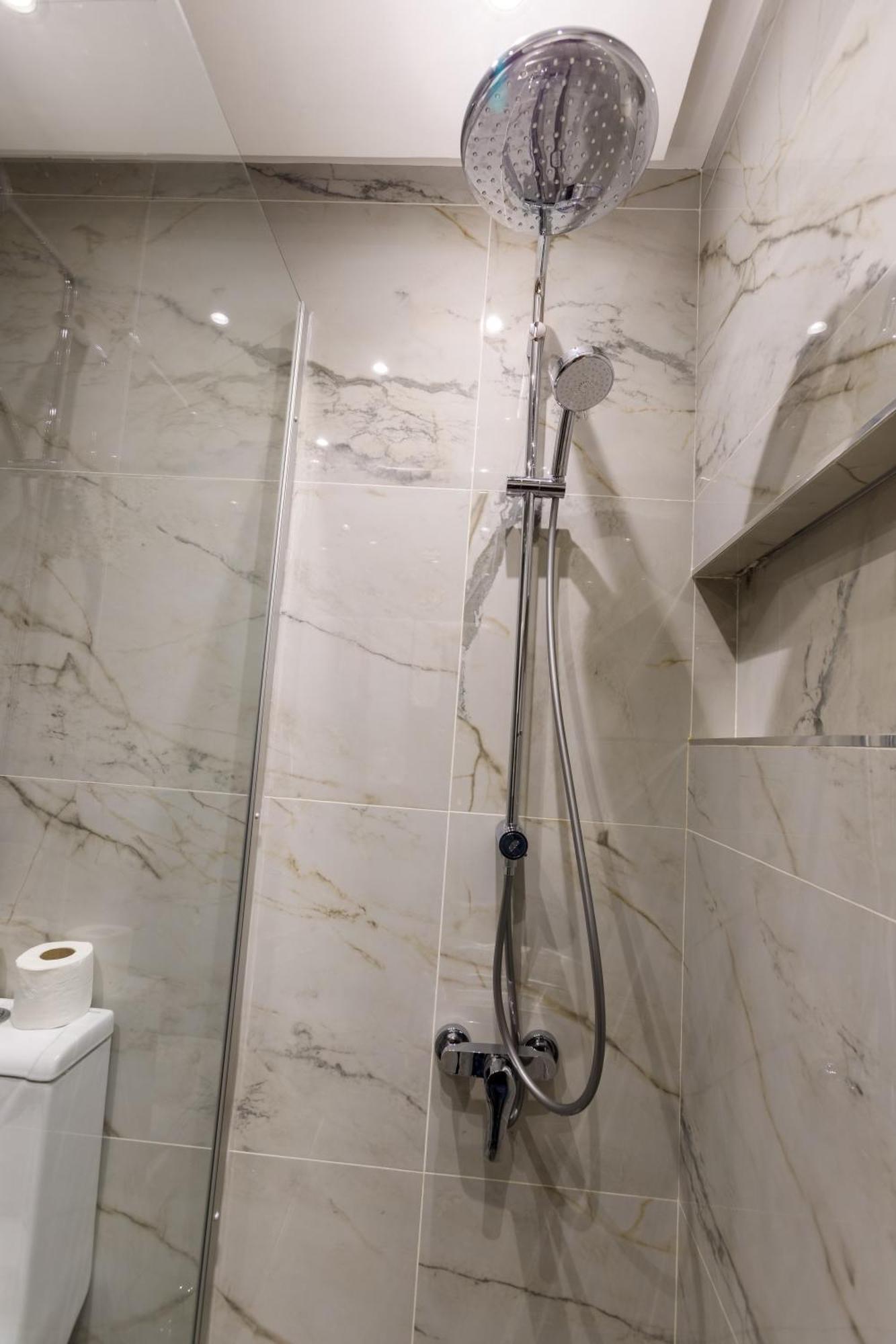 Apartment Design & Raffine *