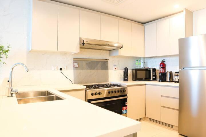 Modern 1br - World Trade Center Dubai