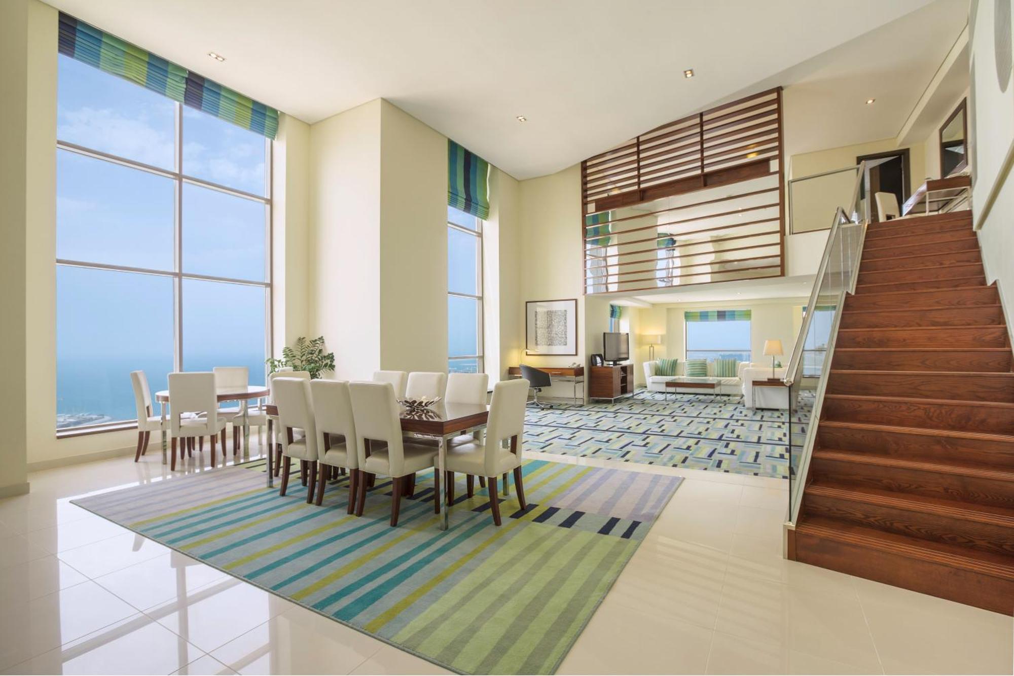 Hilton The Walk Hotel 4*