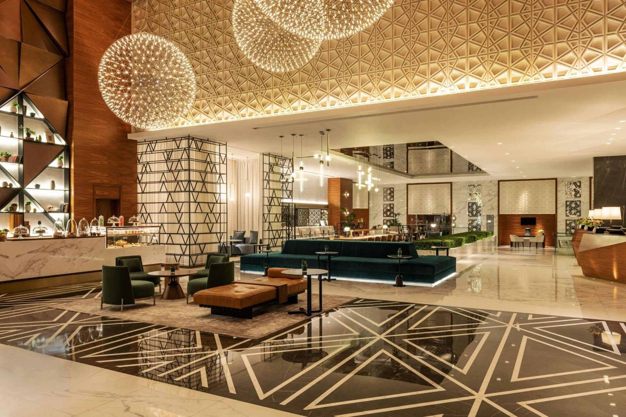 Hotel Sheraton Grand Hotel, 5*