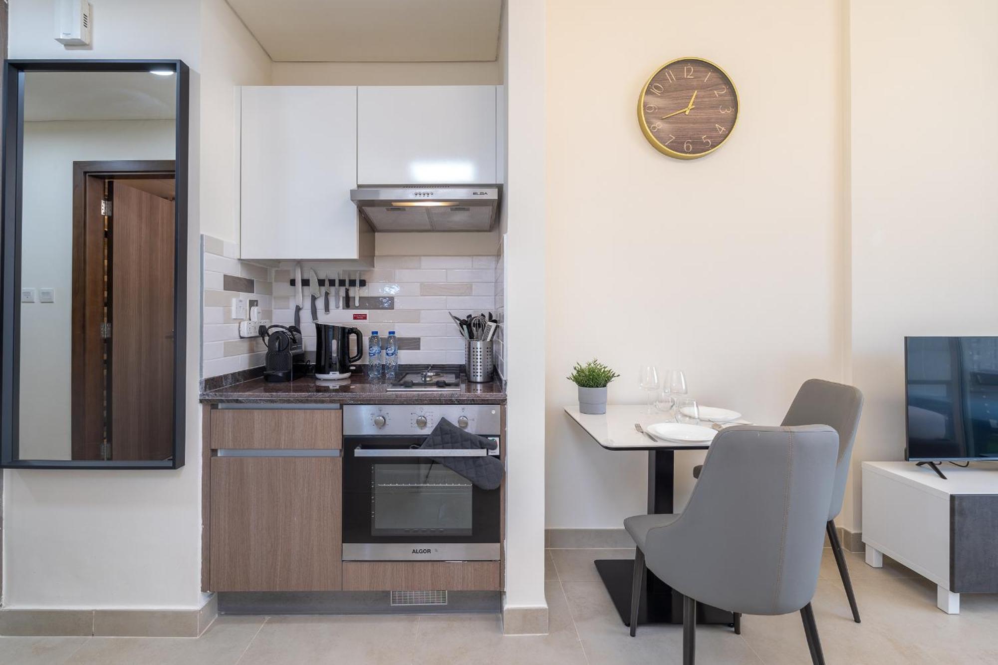 Summer Offer - Cozy & Budget Friendly * Dubai