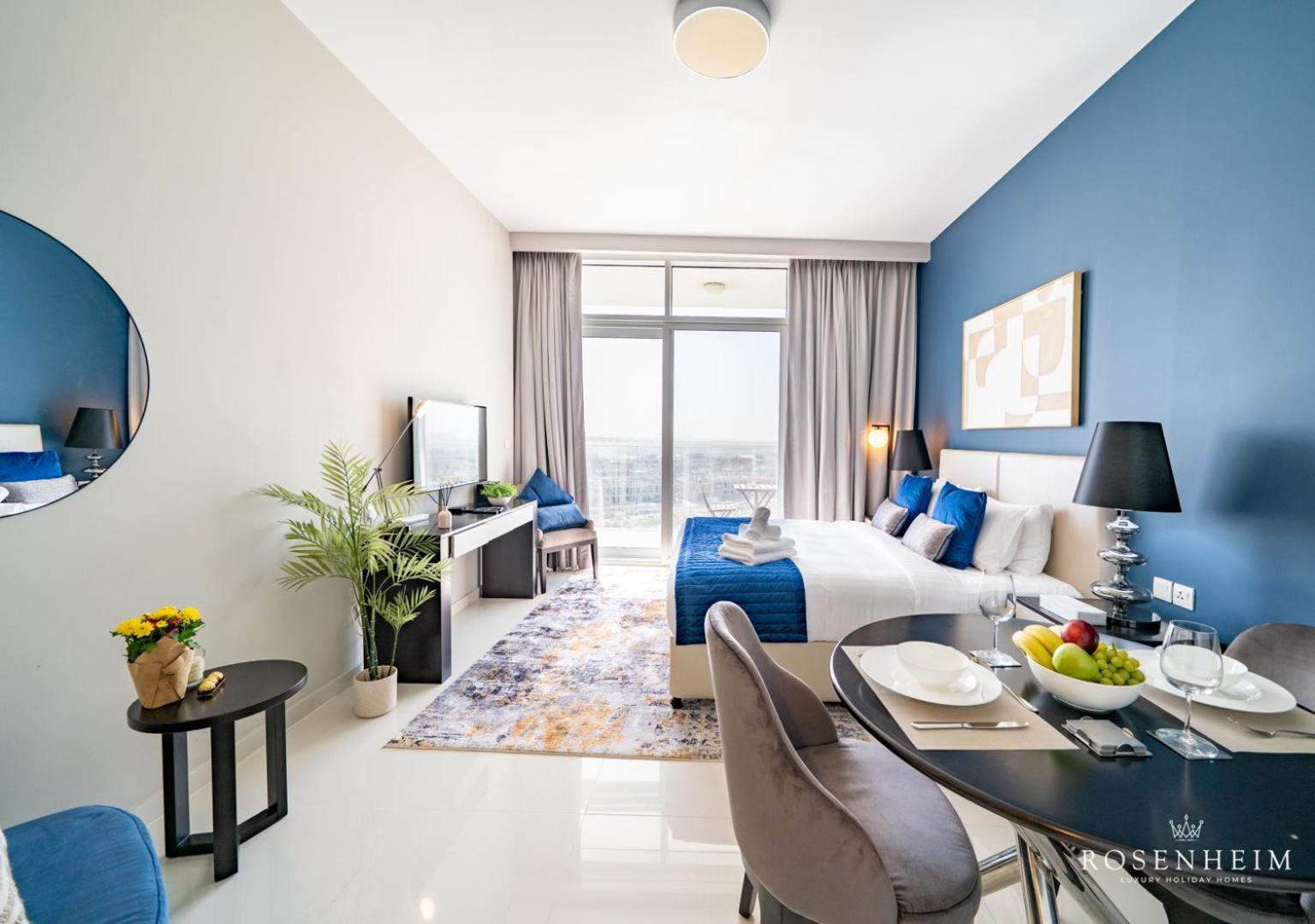 Holiday home Rosenheim | Modern Studio At Damac Hills *