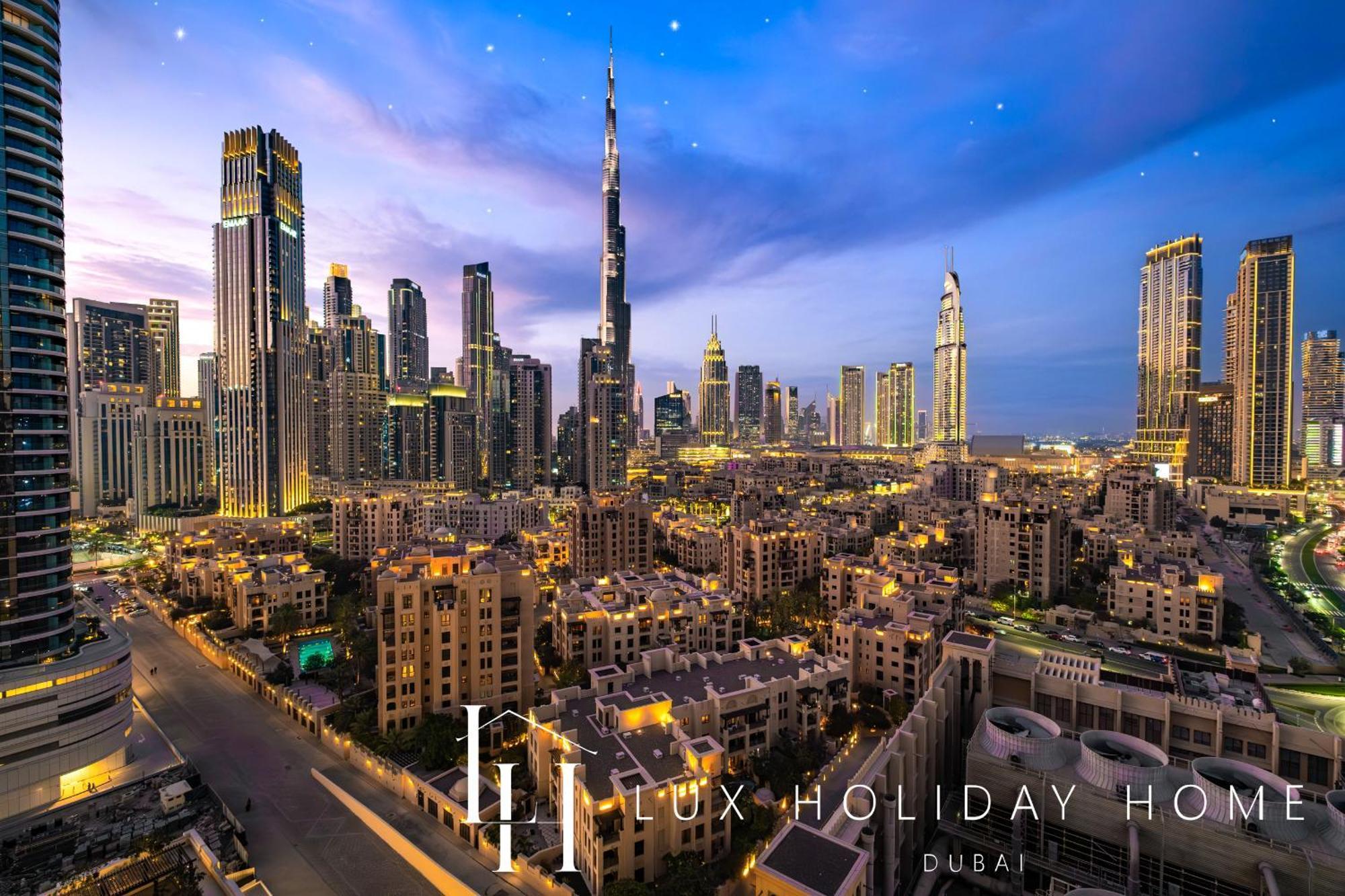 Lux The Executive Burj Khalifa View 2 *