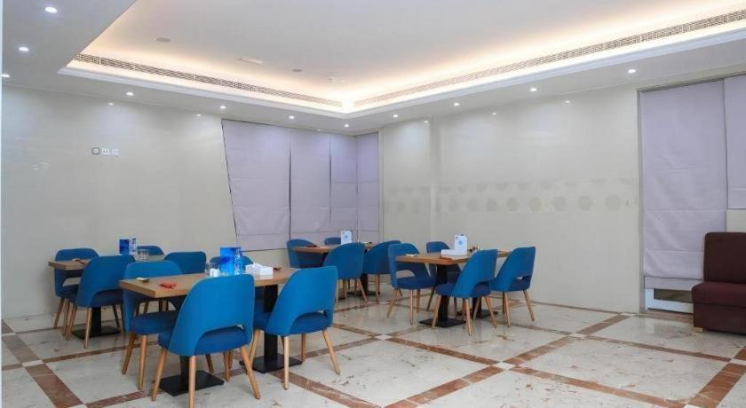 Hotel Alazmi Dubai