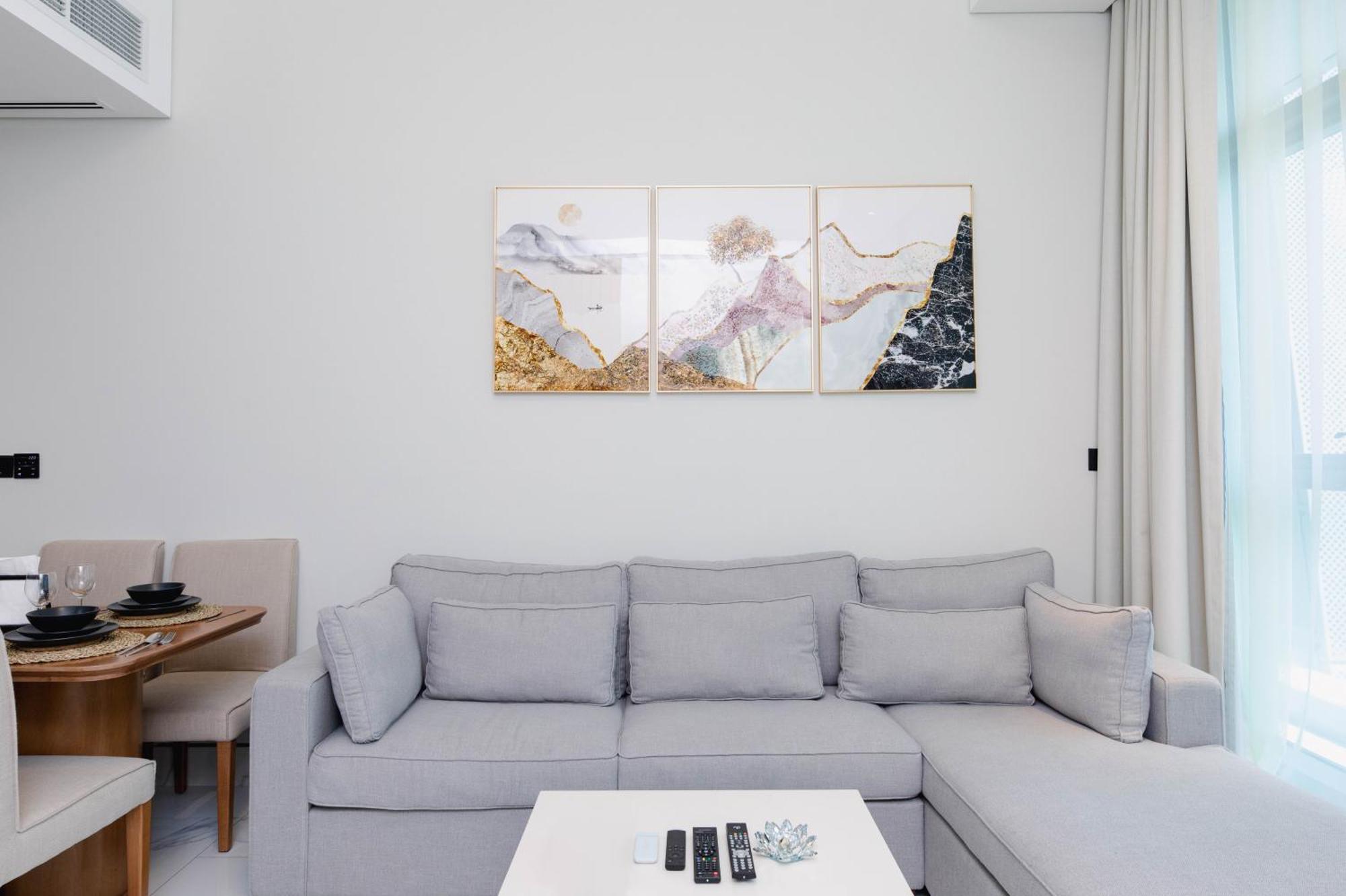 Simply Comfort In J One Tower Apartment