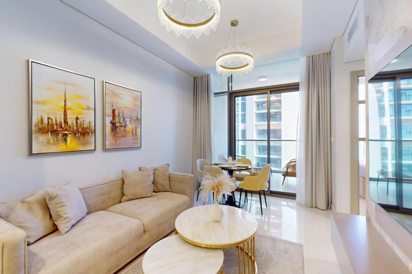 Ay-konic View I 2 Bedroom Aprtment Near Burj Khalifa Apartment