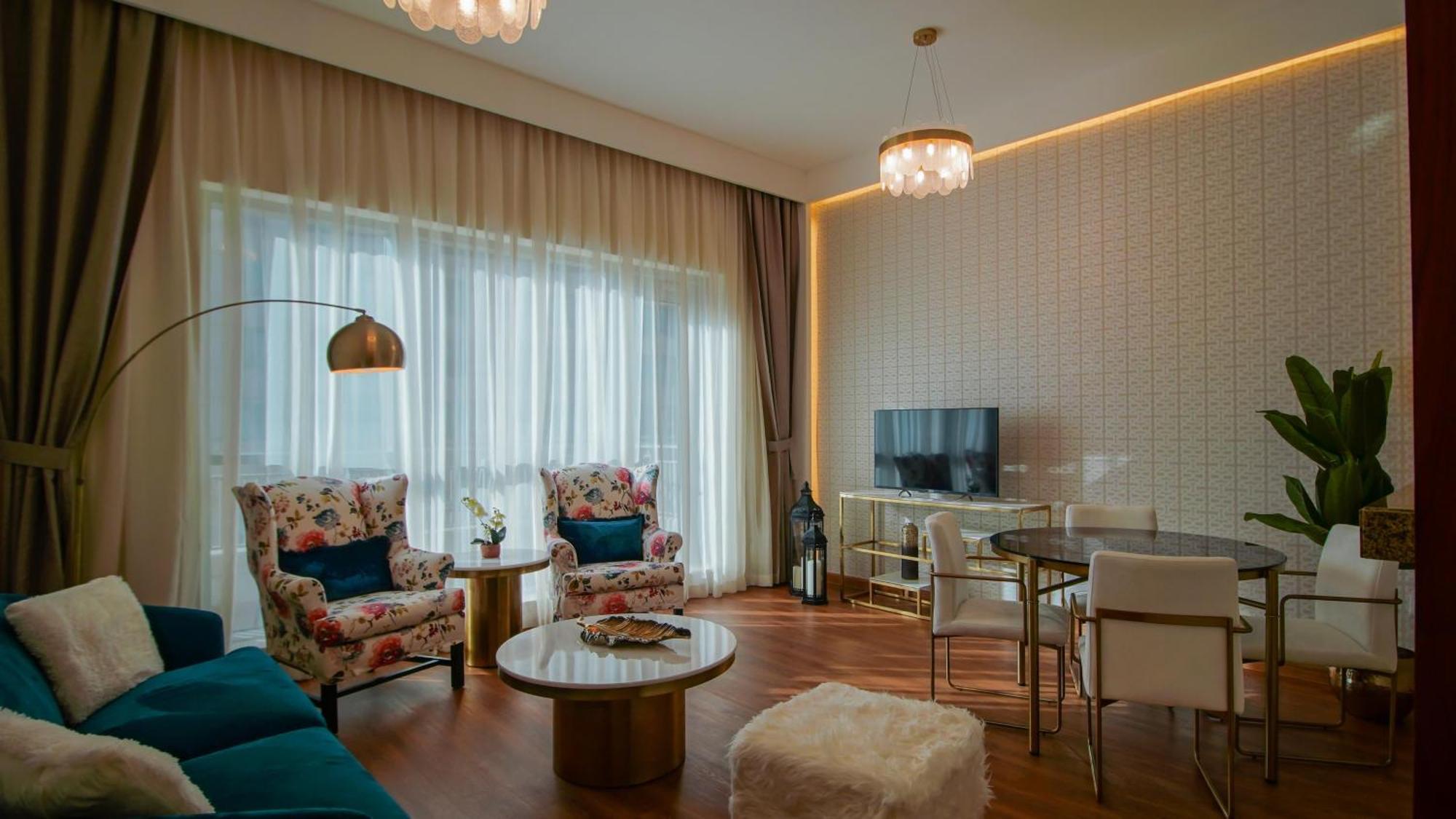 Mnb Luxury Podcast Style 1bedroom