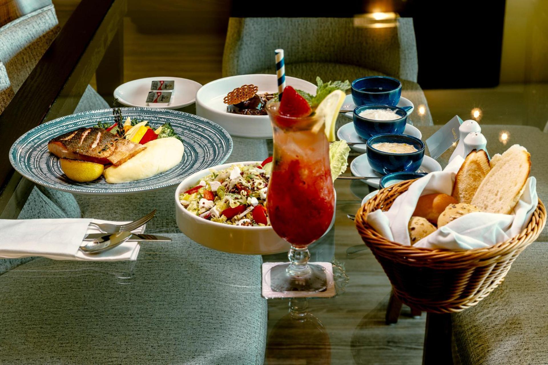 Time Oak & 4* Dubai