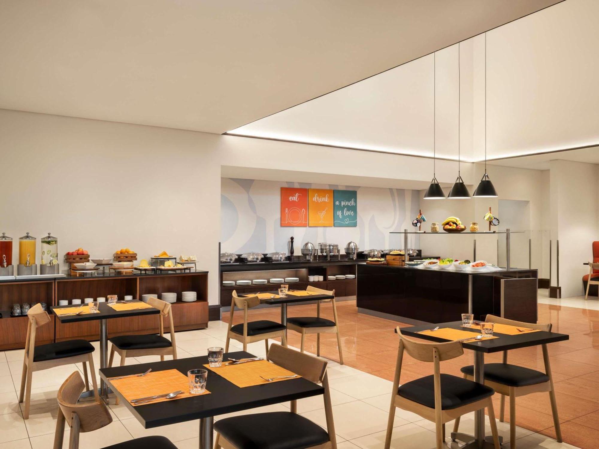 Ibis Dubai Al Rigga Hotel