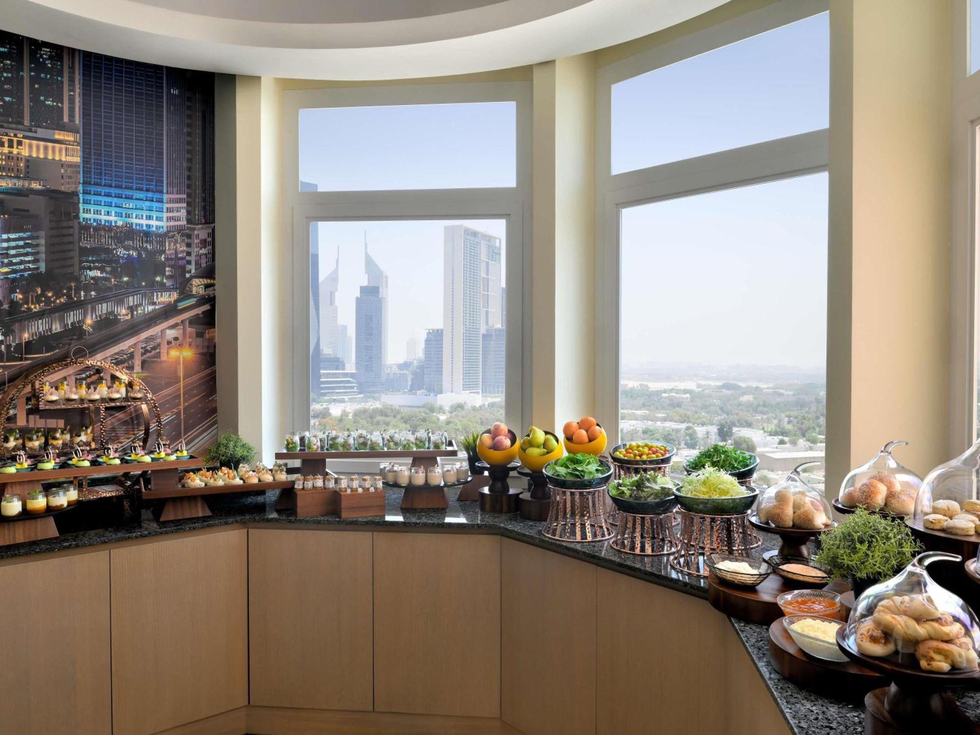 Swissotel Al Murooj Hotel